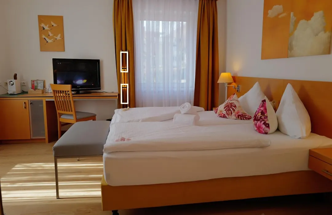 Motel55 - nettes Hotel mit Self Check-In in Villach, Warmbad-1