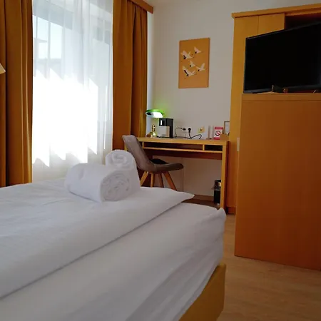 Motel55 - nettes Hotel mit Self Check-In in Villach, Warmbad-3
